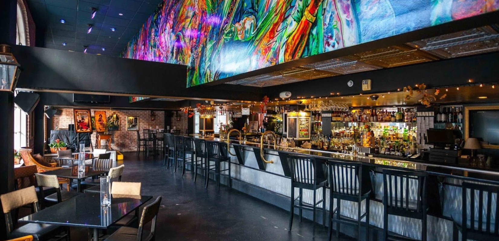 Bourbon 'O' Jazz Bar