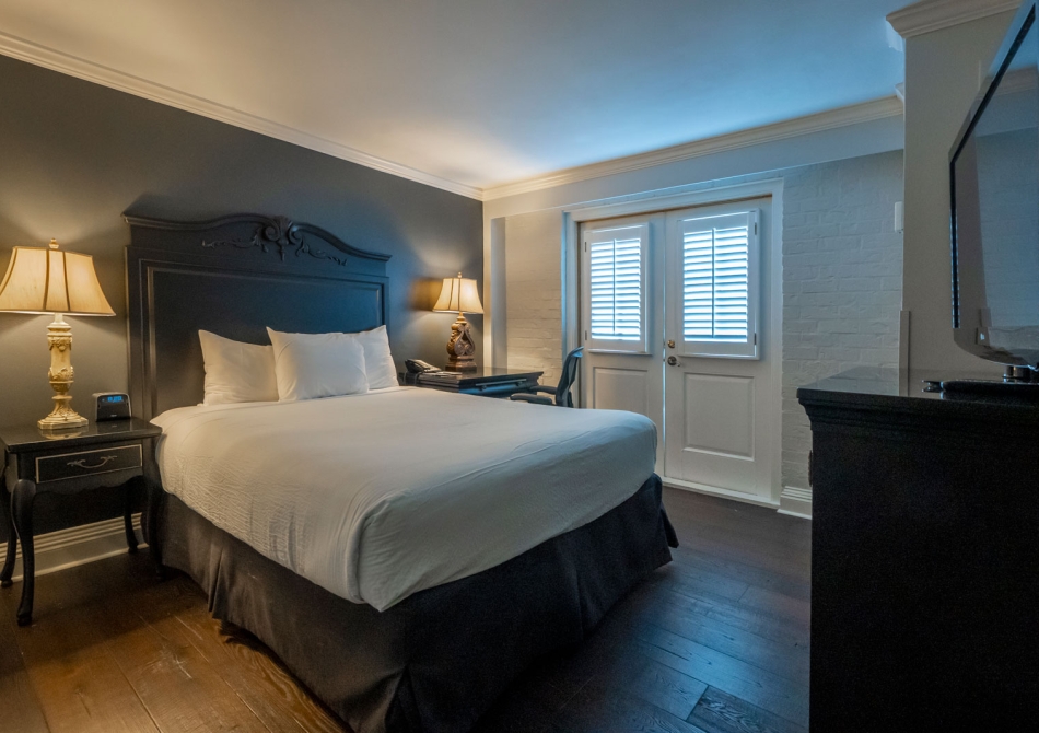 French Quarter Queen with Balcony Bourbon Orleans Hotel