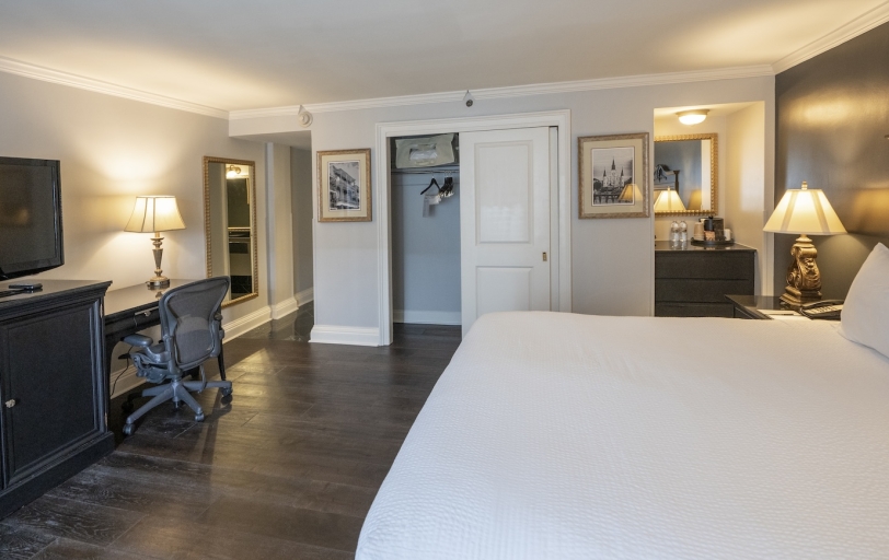 Bourbon Orleans Guestroom